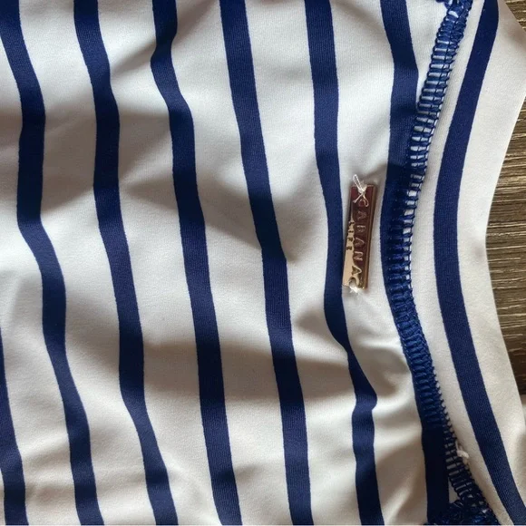 Blue and white uv protection rash guard - Picture 5 of 6